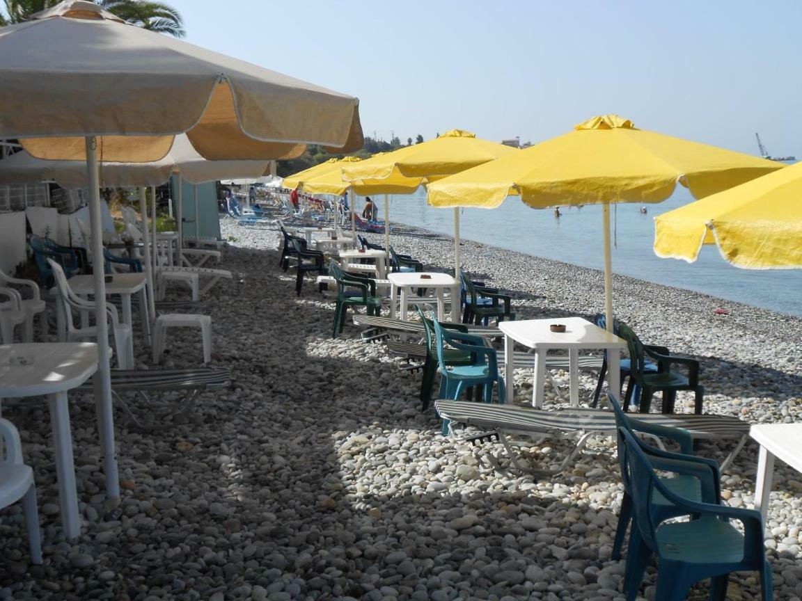 Aparthotel Horizon Aktaion Kalamata Zewnętrze zdjęcie